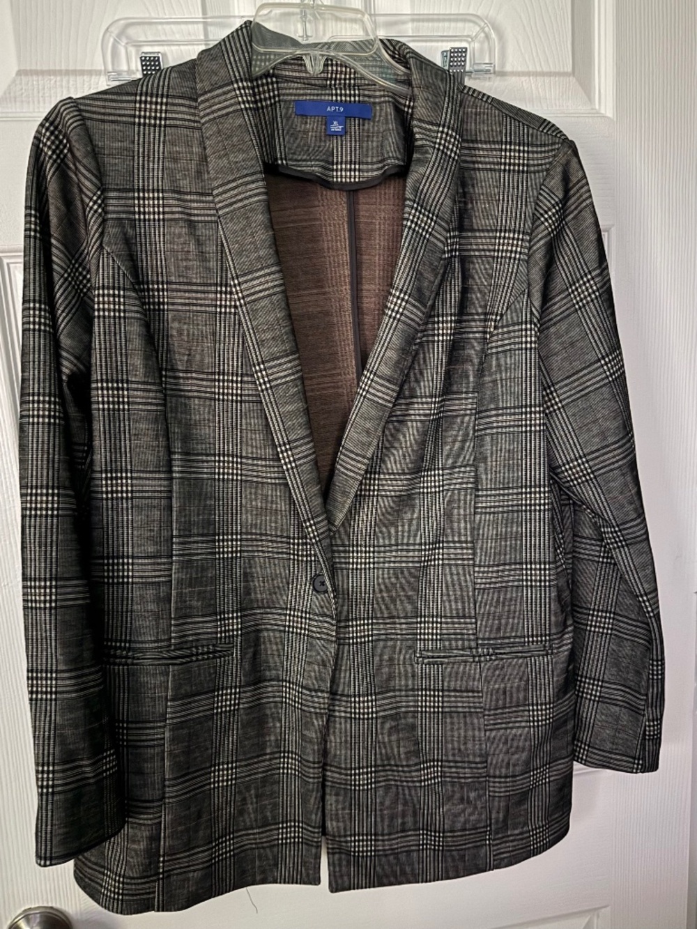 APT 9 Black/Gray Pin Stripe Blazer size XL